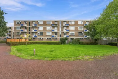 Burgemeester Crezéestraat 61, 2981AA, Ridderkerk, Zuid-Holland