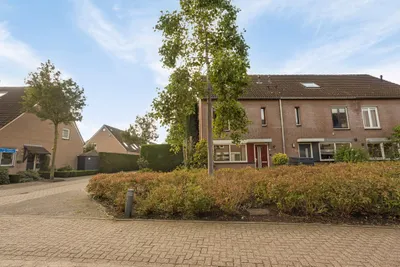 Abt Van De Venstraat 41, 5473DB, Heeswijk-Dinther, Noord-Brabant