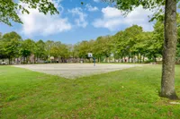 Burgemeester Sweensplein 23, Rijen