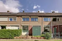 Papenakker 10, Alphen