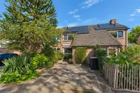 Weegbree 12, Huizen