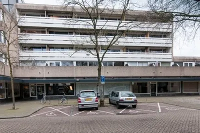 Adriaan van Bergenstraat , 4811SN, Breda, Noord-Brabant