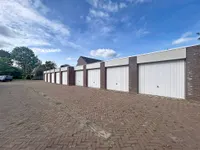 Orion 0ong, Oostburg