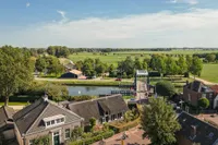 Schotdeuren 42, Arkel