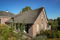 Schotdeuren 42, Arkel