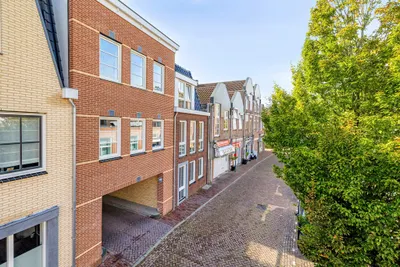 Raadhuisplein 5D, 4671DA, Dinteloord, Noord-Brabant