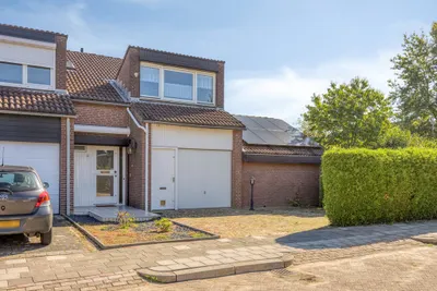 Esdoornlaan 2, 6063BE, Vlodrop, Limburg