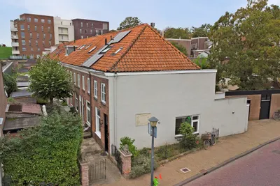 Leeuwenhofje 2, 4201HC, Gorinchem, Zuid-Holland