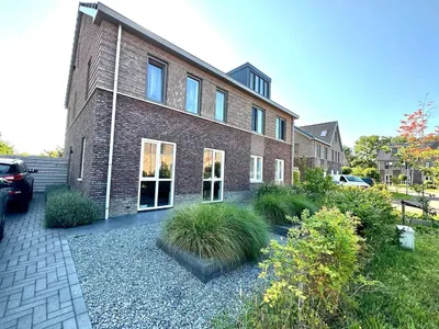 Huis Bergakker, Norg