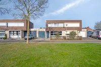 Prins Constantijnhof 9, Hoensbroek