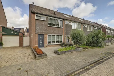 Burgemeester Krijgsmangeerde 34, 4942AW, Raamsdonksveer, Noord-Brabant