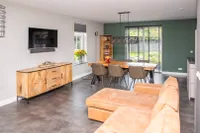 Burgemeester D J Pottstraat 1, Kesteren