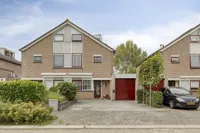 Madernastraat 95, Almere