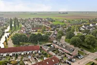 Van Esscheplantsoen 1, Strijen