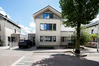 Topaaslaan 25, Rhoon