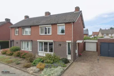 Prins Clausstraat 58, 5953NE, Reuver, Limburg