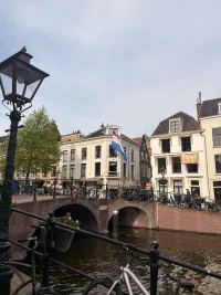 Kloksteeg, Leiden