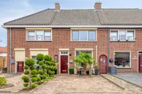 Burgemeester van Houtlaan 152, Helmond