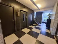 Burgemeester Hazenberglaan 125, Rotterdam