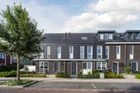 Leng 11, Schagen