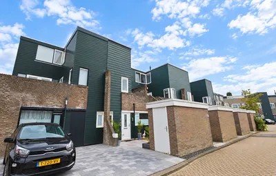 Slakkenveen 227, 3205GK, Spijkenisse, Zuid-Holland