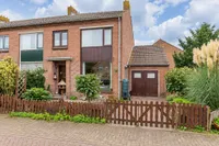 Vrouw Venneweg 13, Oud Ade