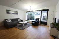 Anne de Vrieslaan, Amstelveen