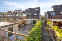 Haya Van Someren-Downerpad 28, Spijkenisse
