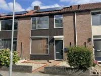 Jan Walravenstraat 37, Beneden-Leeuwen