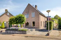 Kruisboog 2, Halsteren