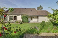 Kruisbessestraat 1, Krabbendijke