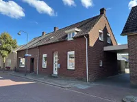 Kerkstraat 13, Roggel