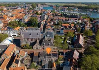 Paulinastraat 8, Tholen