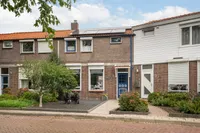 Oostsingel 9, Sint-maartensdijk