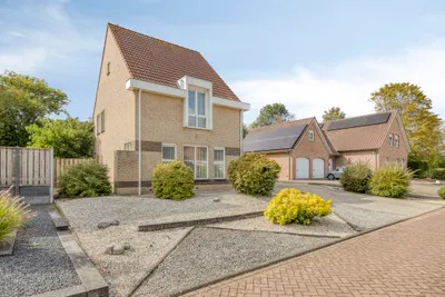 Leeuwerik 3, 6451LG, Schinveld, Limburg