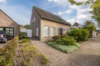 Pompenmaker 17, Oost West En Middelbeers