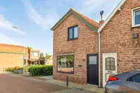Kerkstraat 27, Clinge