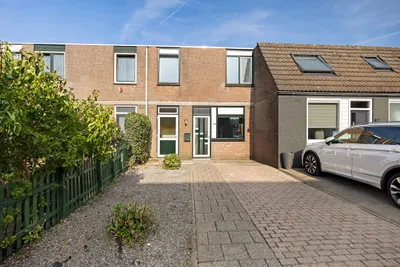 Asterstraat 37, 4613AE, Bergen Op Zoom, Noord-Brabant