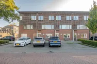 Steurwater 11, Barendrecht