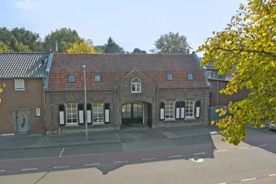 Kerkstraat 10, 6051JH, Maasbracht, Limburg