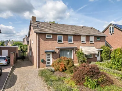 Sint Jorisstraat 19, 5954AN, Beesel, Limburg