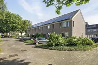 Efferen, Uden