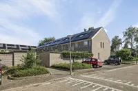 Efferen, Uden