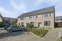 Efferen, Uden