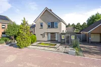 Korenhoek 10, Standdaarbuiten