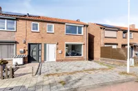Robertstraat 40, Axel