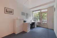 Volendamlaan 821, Den Haag