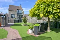 Achter de Hoven 27, Buchten