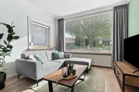 Burg. Van Houtstraat 79, Budel