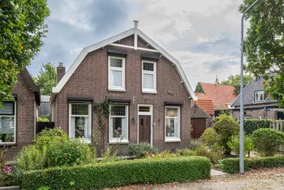 Julianalaan 2, 3247AH, Dirksland, Zuid-Holland